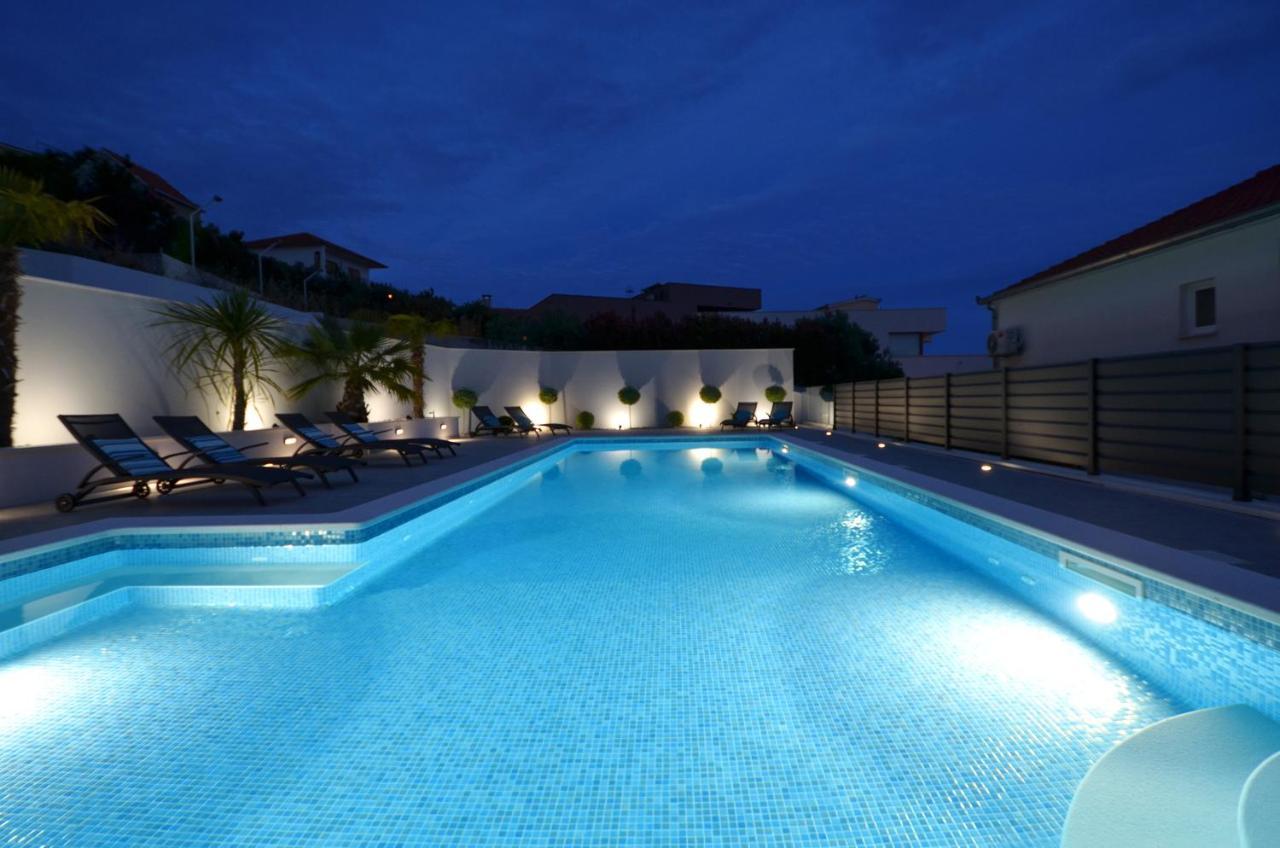 Apartments Vrania เซเกต วรันยีชา ภายนอก รูปภาพ
