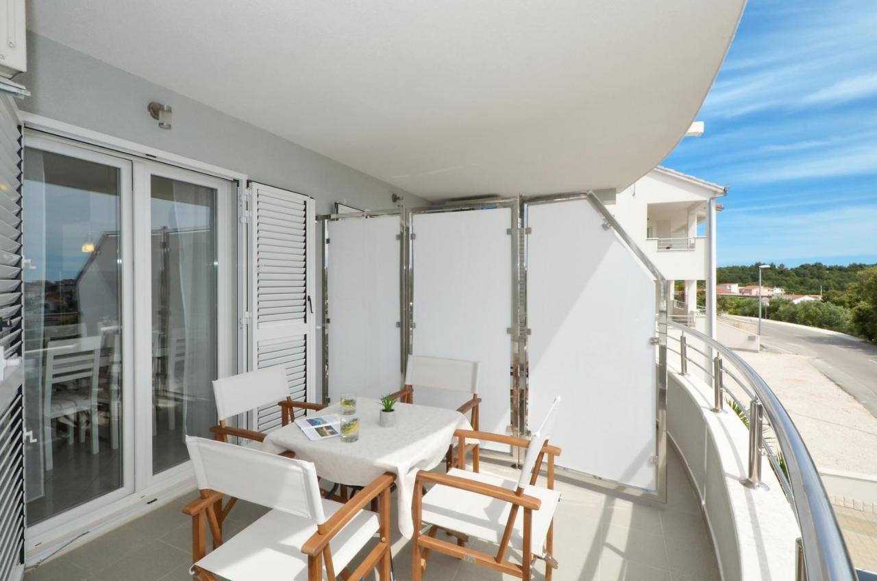 Apartments Vrania เซเกต วรันยีชา ภายนอก รูปภาพ